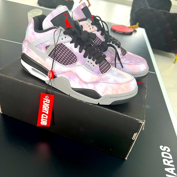 Brand new Jordan 4 - Picture 1 of 2